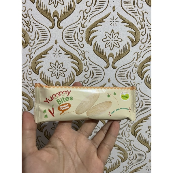 Yummy Bites Rice Crackers Cemilan Bayi ( Jual Pcs an )