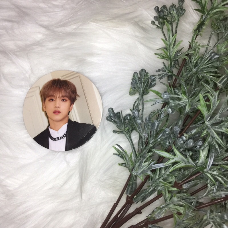 [DAMAGED] Haechan We Boom Circle Card
