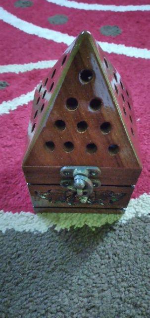 Bukhur Kerucut Tanpa Laci