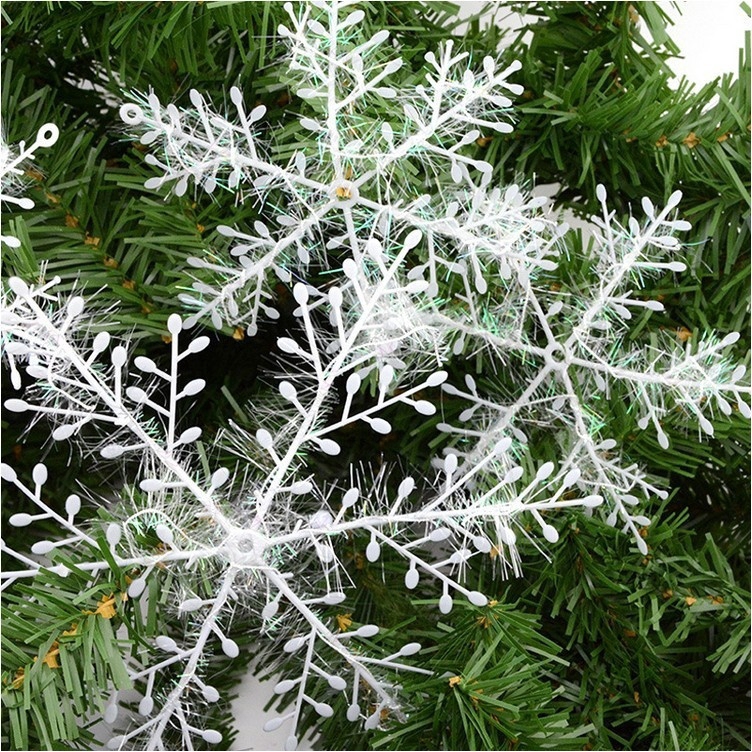 30pcs Ornamen Desain Snowflakes Bahan Plastik Untuk Dekorasi Pohon Natal