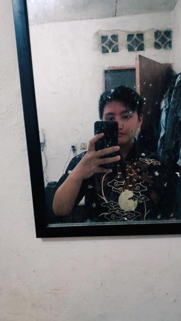 Temurun Ungu Kemeja Batik Pria Atasan Batik Baju Batik Pria Lengan Pendek Batik Modern By Gba