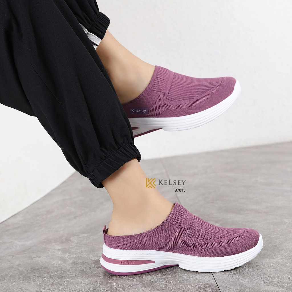 Kelsey Sandal Wedges 4,5cm Flyknit  Wanita B7015