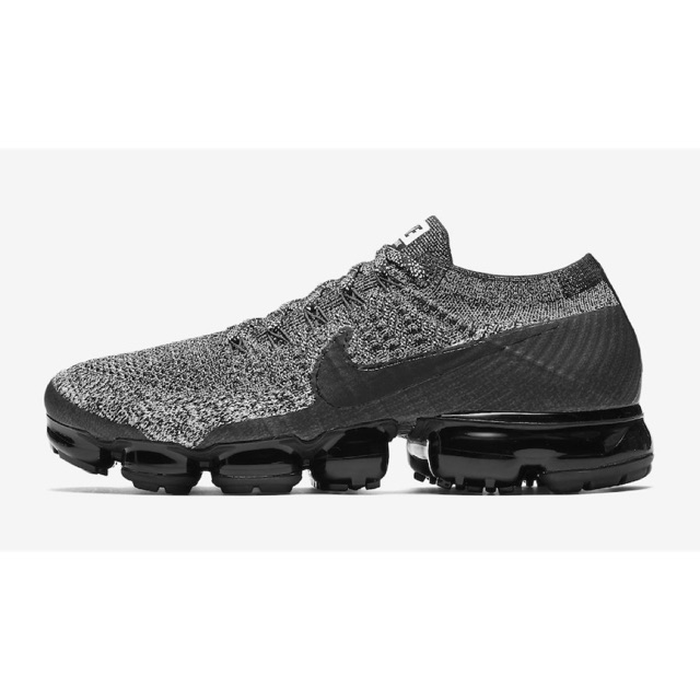 vapormax black flyknit