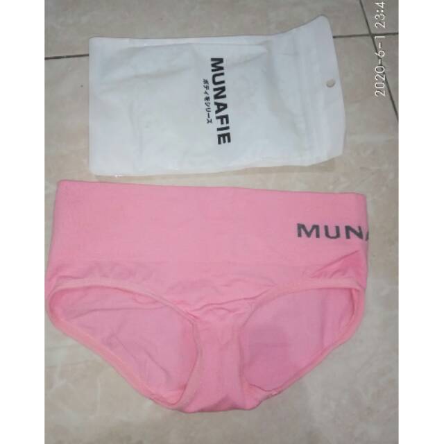 celana dalam munafie / celana dalam / munafie