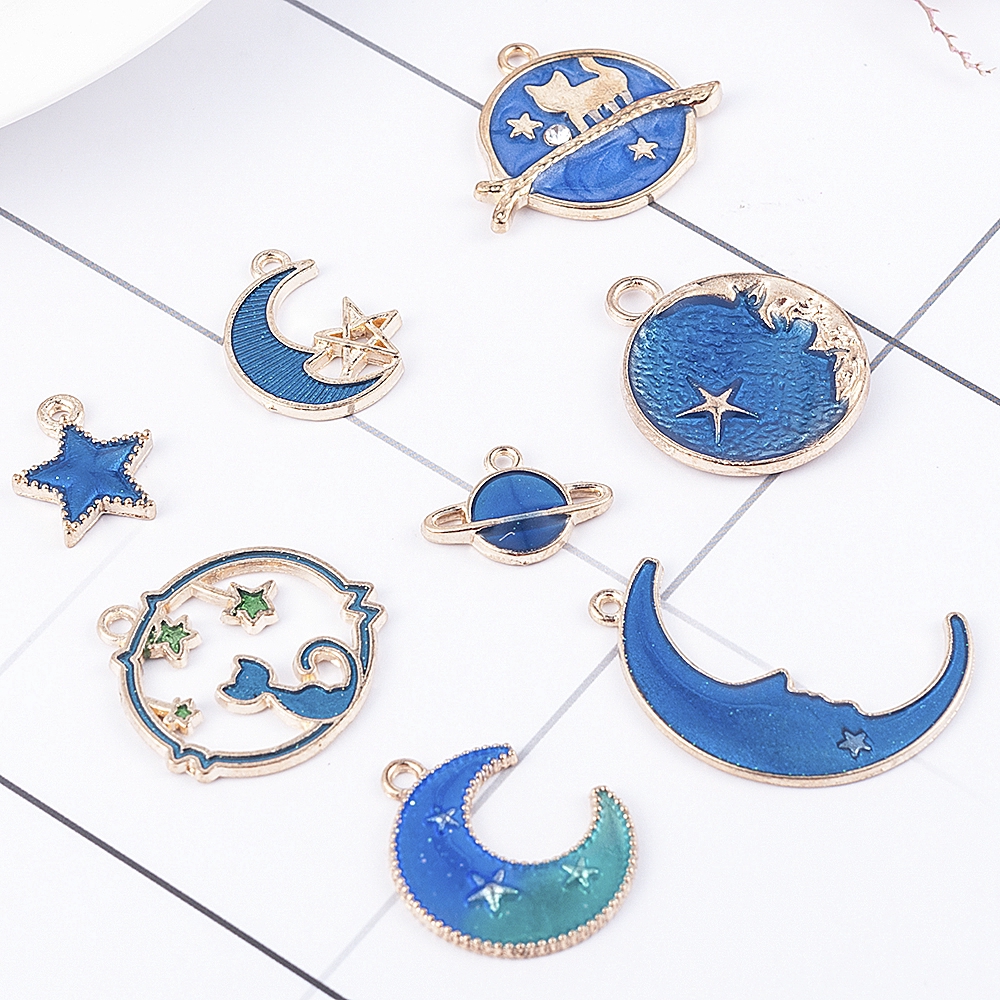 【COD Tangding】8Pcs Liontin Bentuk Bulan / Bintang / Planet Lucu untuk DIY / Perhiasan / Gelang / Anting