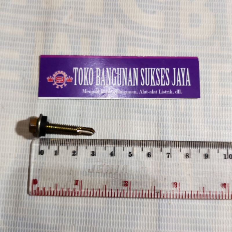 skrup baut roofing 3cm lion