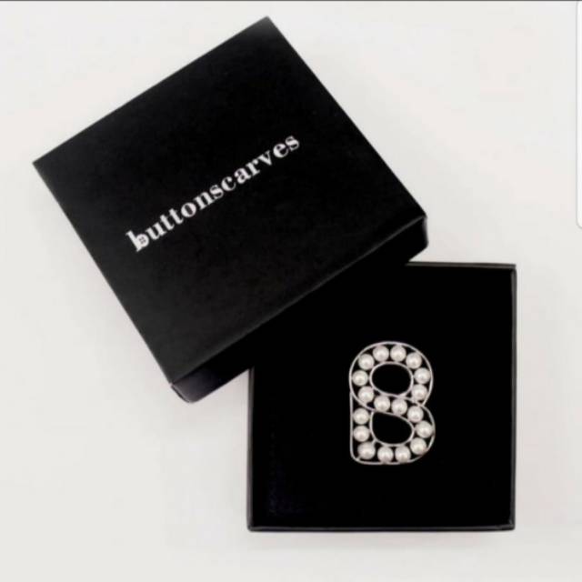Bros Buttonscarves Signature Pearl Silver or Gold Brooch Original