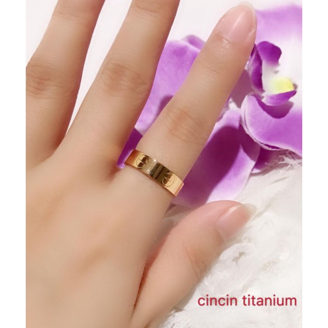 cincin titanium polos lapis emas impor termurah