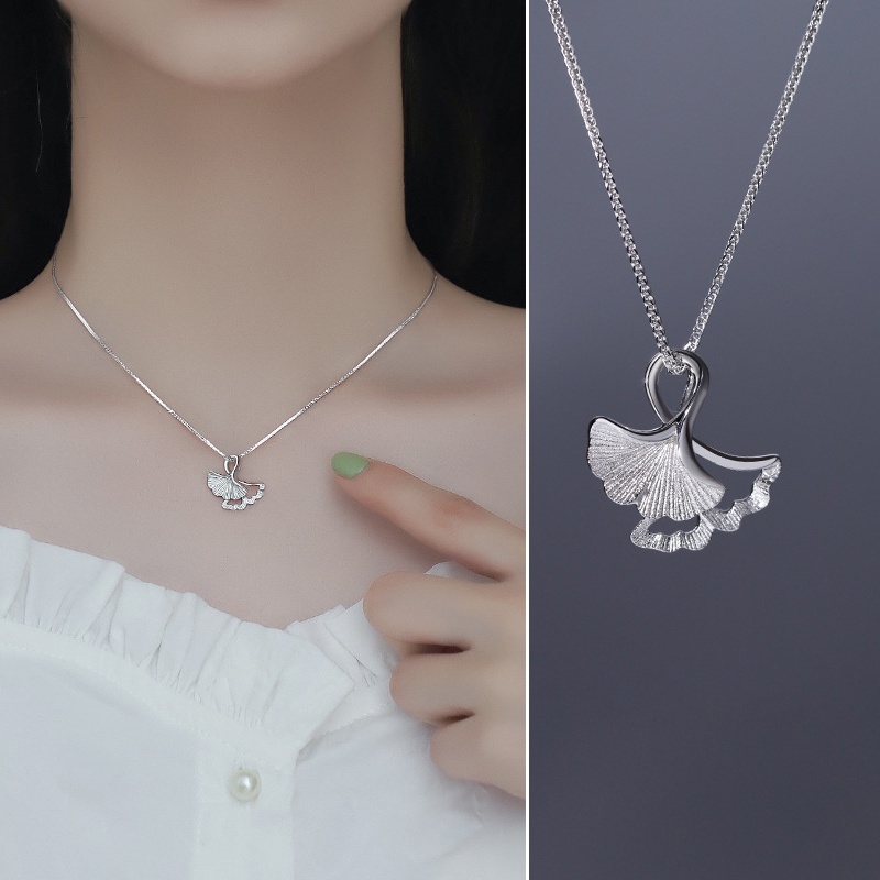 2022 Kalung Rantai Liontin Daun Ginkgo Bahan Alloy Untuk Wanita