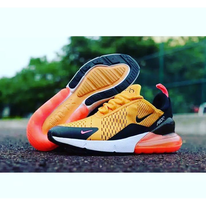 NIKE AIR MAX 270