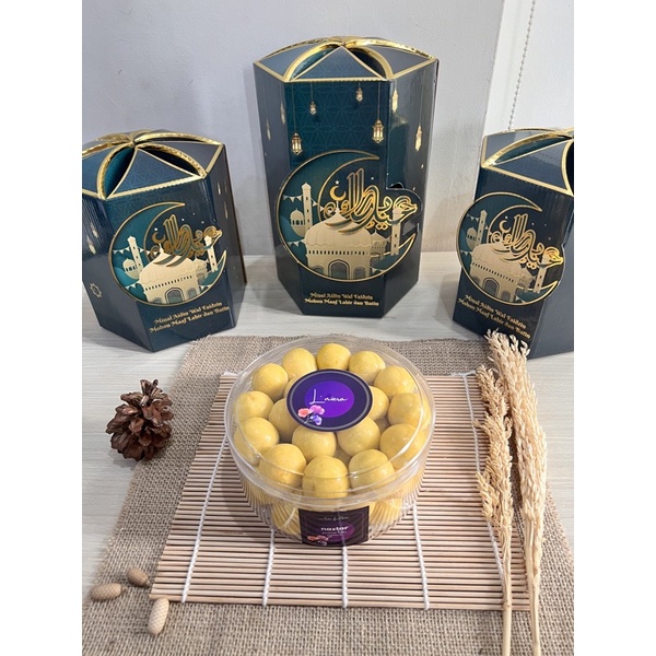 

HAMPERS LEBARAN cantik L’niera cookies