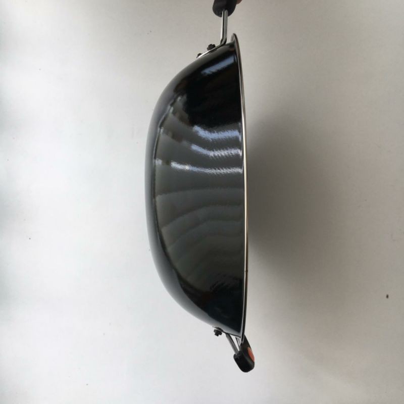 wajan ajaib Noni belanda