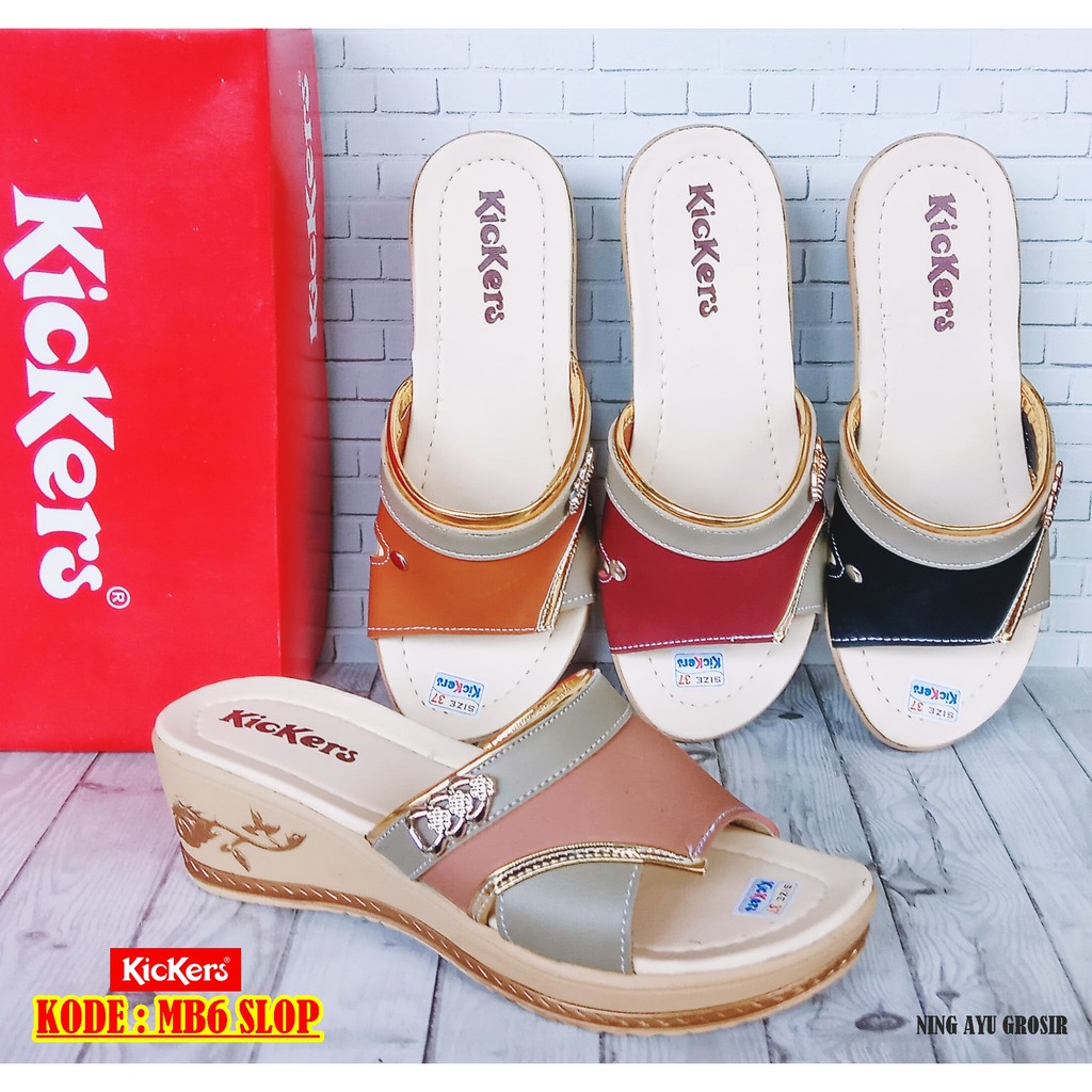 WEDJES SANDAL  SLOP WANITA  KICKERS  KODE MB6 MURAH  HARGA 