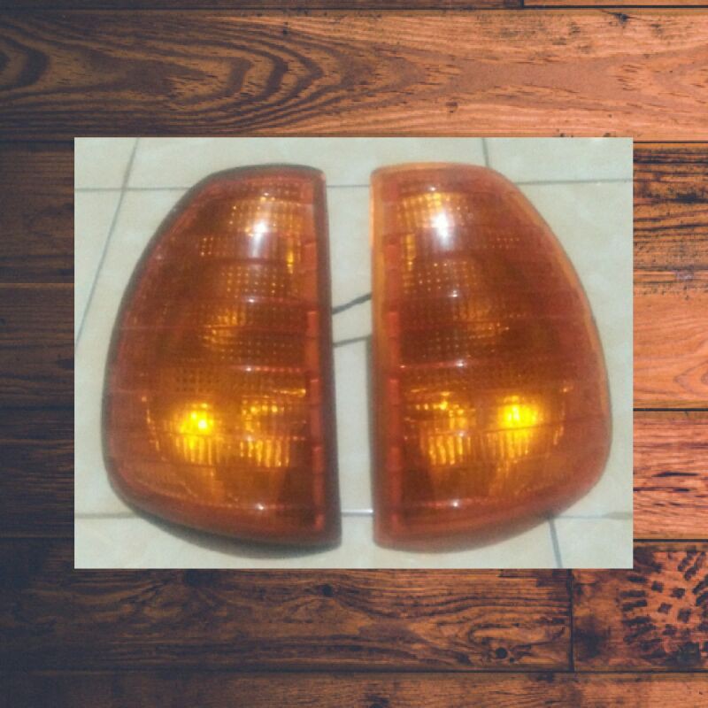 lampu sen mercy tiger W123