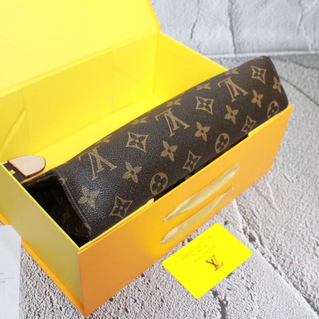 L¤uis Vuitton Clutch 1811  (FreeDustBag+BubbleWrap)