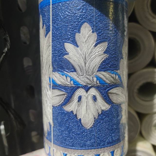 

Border vinyl timbul biru batik daun silver pita