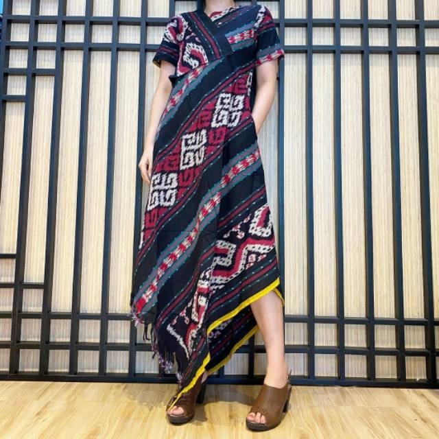 Dress batik tenun diandra toraja