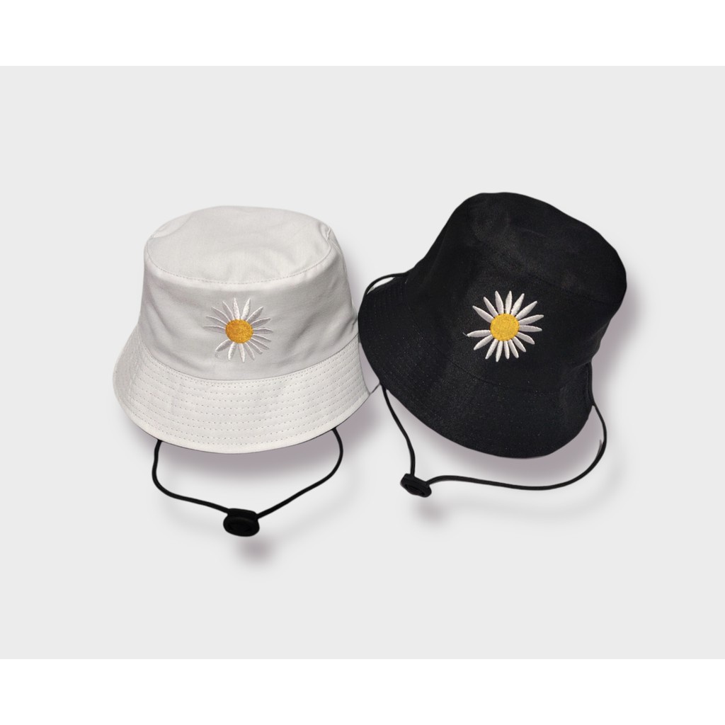 Topi Anak Perempuan Laki Laki Cowok Cewek 2 3 4 5 6 7 8 Tahun Bucket Hat Anak 1 FFD OOTD Fashion Anak Cowo Cewe Kecil Umur Balita Kado Kids Aksesoris Kepala Anak Lucu 1-PUTIH - HITAM TALI