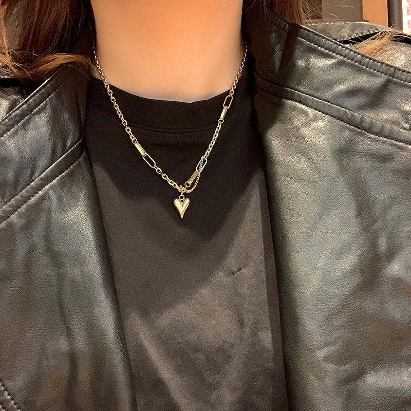 Kalung Rantai Pendek Dengan Liontin Hati Untuk Aksesoris