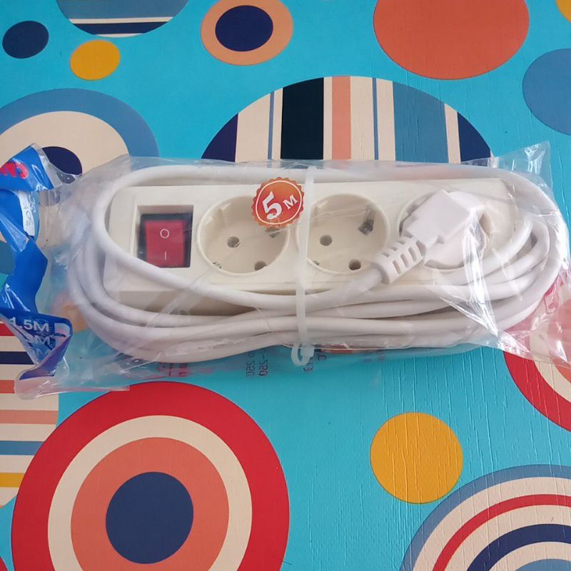 STOP KONTAK 3 LUBANG