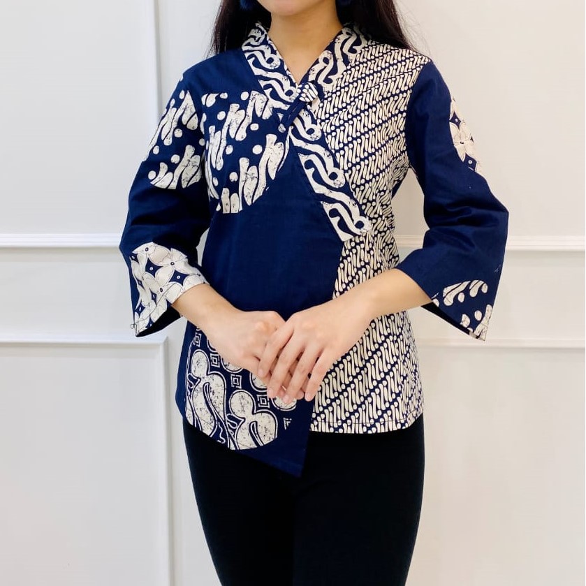 Vale - Long Kyoto Top / Atasan Batik Wanita Lengan Panjang