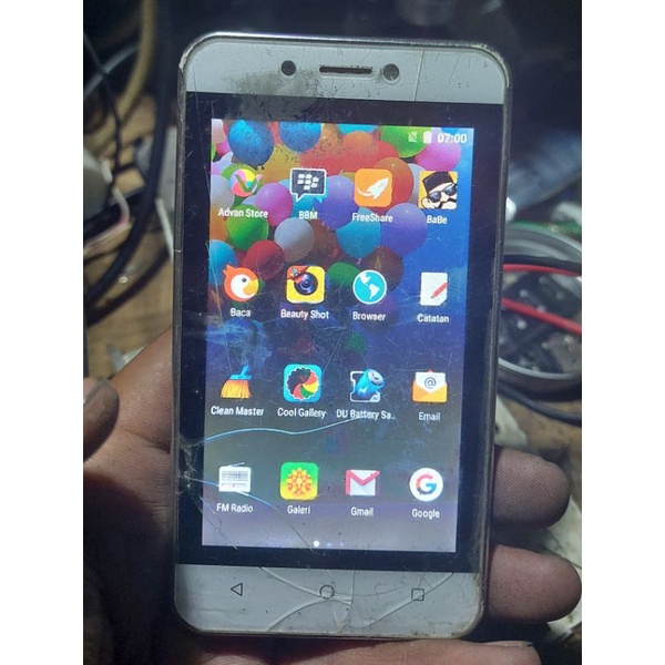 hp android advan i4a 4g ram 1g 8gb