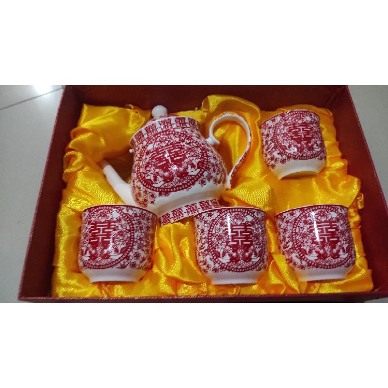 Tea set keramik, tray keramik ada logo happines in Chinese