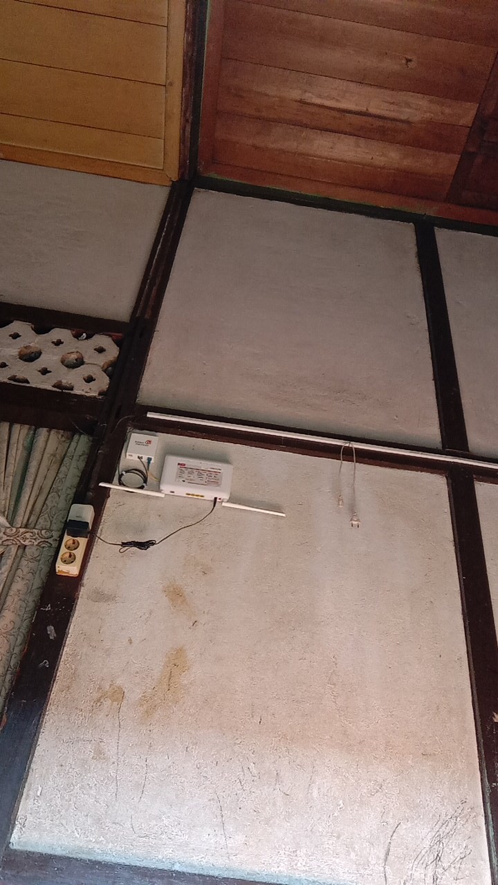 Baygon Anti Nyamuk & Kecoa  Jumbo 650ml+semprotan