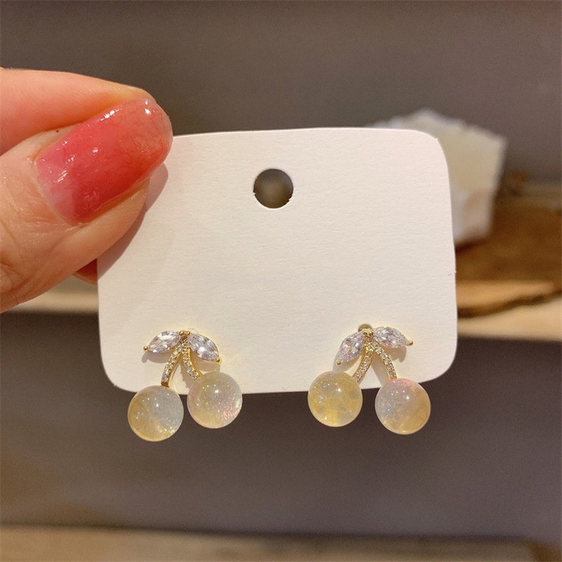 Anting Stud Hias Manik-Manik Kristal Bentuk Cherry Opal Zircon Gaya Korea Untuk Wanita
