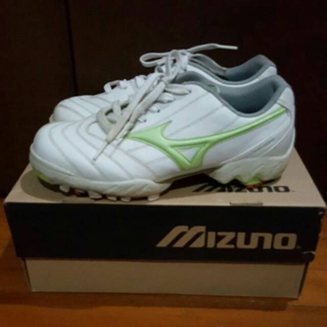 sepatu golf mizuno