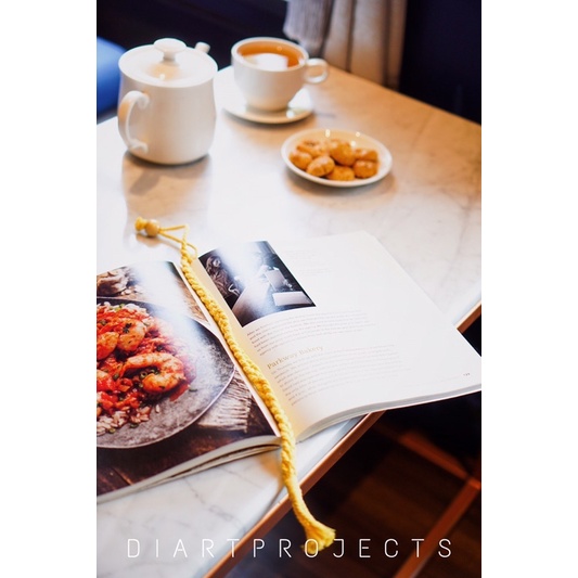 

Macrame bookmark| Pembatas buku | Bookmark | Souvenir unik