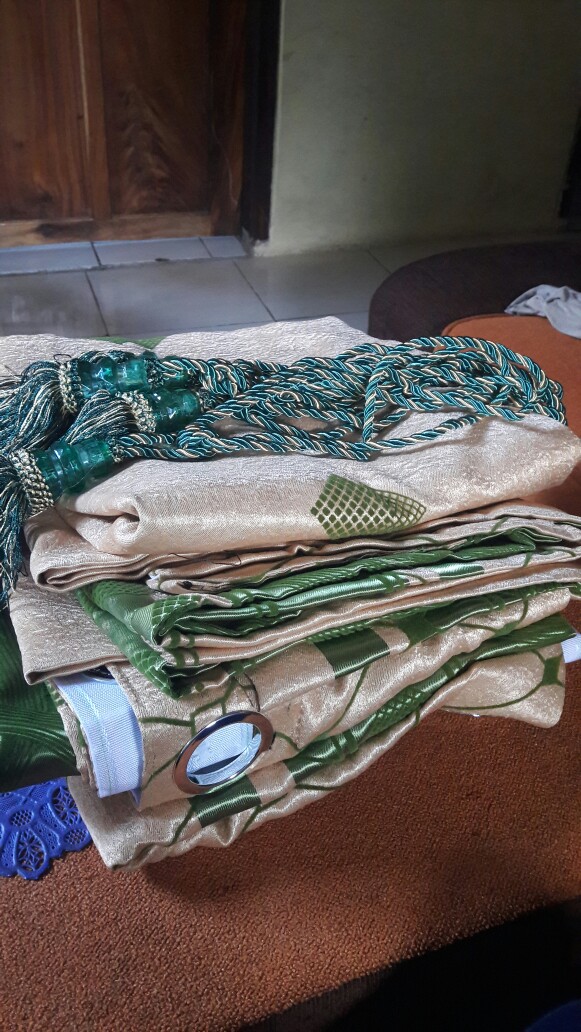 Gorden Hordeng Bludru Import 4 Warna Jendela Pintu Mewah