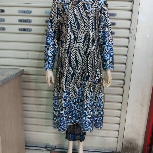 Kebaya tunik tulle ros latifah