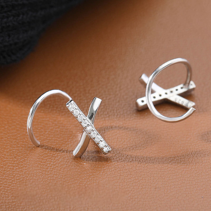 Anting Giwang Simple Model Huruf X Dengan Berlian Imitasi Warna Silver Untuk Wanita