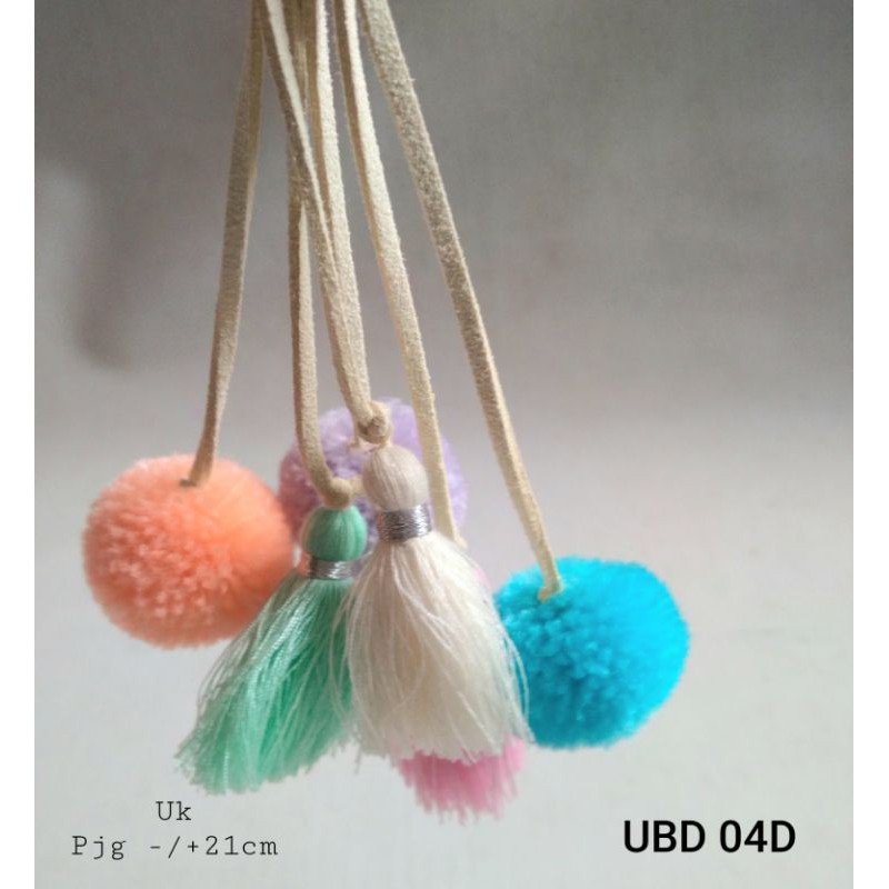 

gantungan tas pompom souvenir kado gift