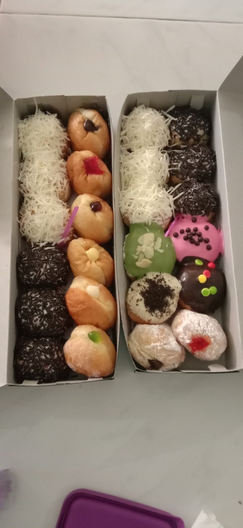 Box Donat / Dus Donat Full Colour Isi 3 - Lock Paper
