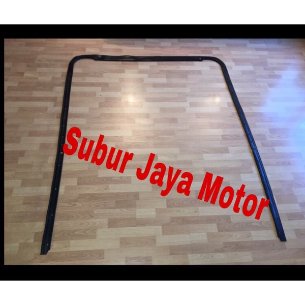 TERLARIS -   Karet Roof Hardtop FJ40