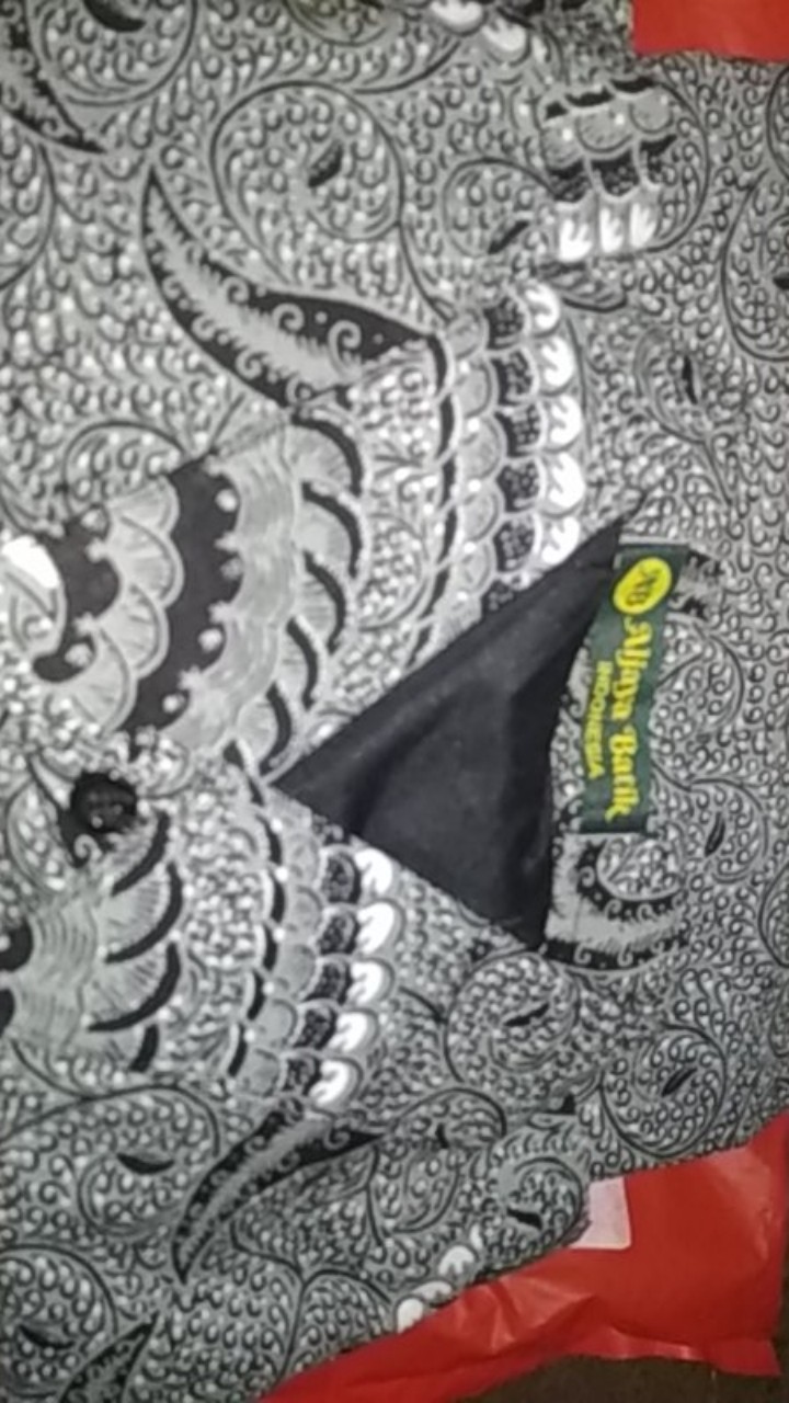 Babon Angkrem Silver Senojoyo Kemeja Batik Pria Eksklusif Lengan Panjang Berfuring