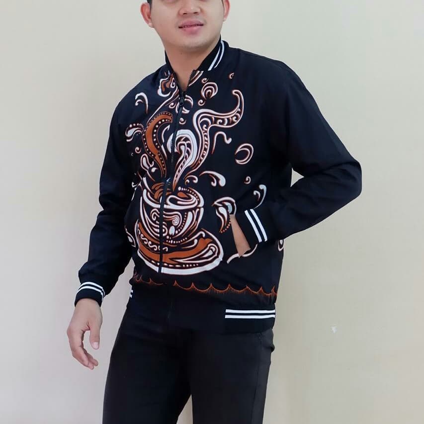 Jaket bomber batik wanita unisex untuk pria dan wanita motif kopi