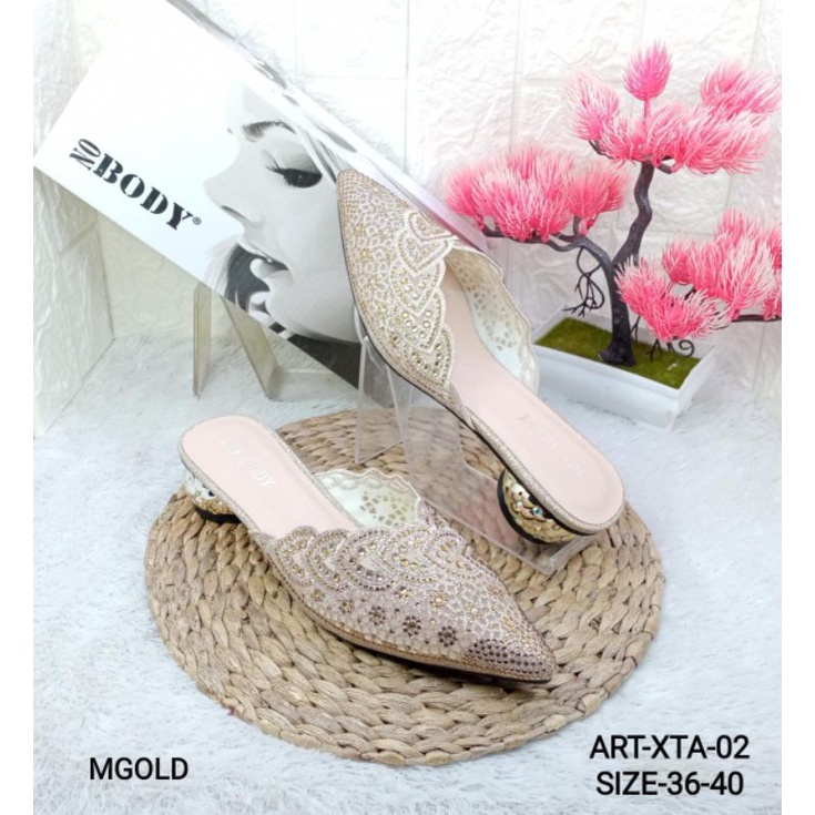 SANDAL HELLS  WANITA NOBODY XTA-02