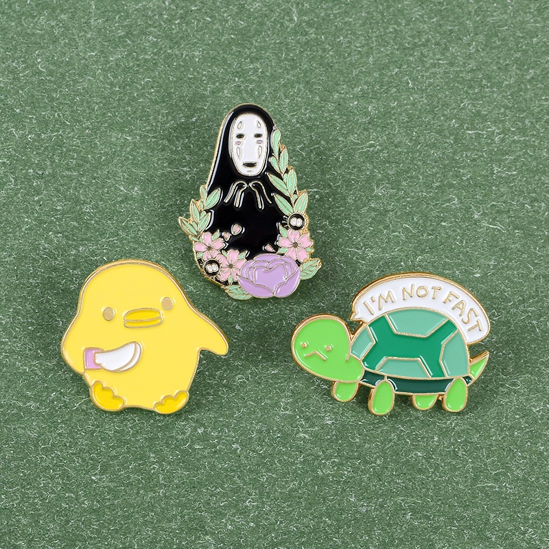 Bros Pin Enamel Bentuk Kartun Hewan Ayam No Face Man Turtle Warna Kuning Bahan Metal Untuk Koleksi