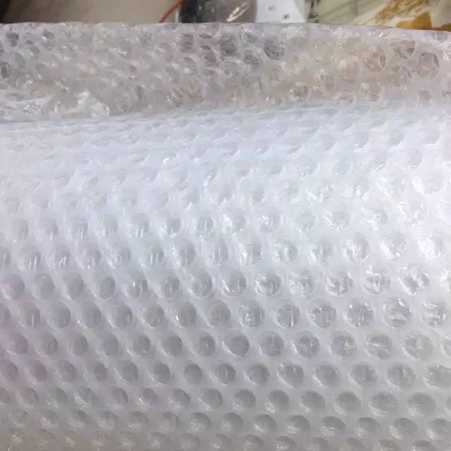 

Bubble wrap tambahan packing
