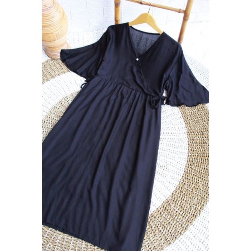 DASTER KIMONO PANJANG POLOS BUSUI DASTER KIMONO JUMBO SEMATA KAKI HOMEDRESS KEKINIAN DASTER VIRAL DASTER JUMBO LD 120-HITAM LENGAN TROMPET