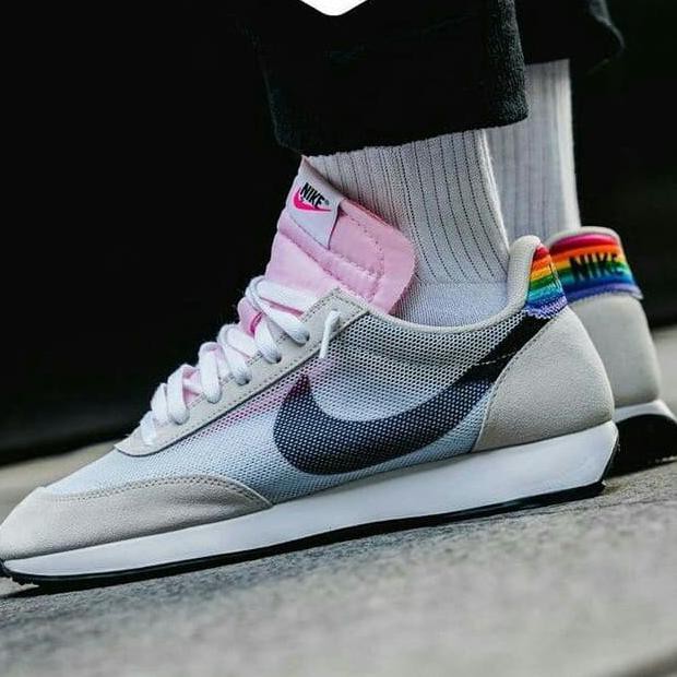 Jual NIKE AIR TAILWIND 79 BE TRUE PRIDE 