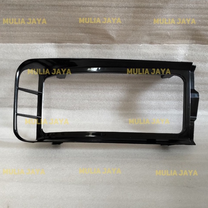 Fog Lamp Garnish/Ring Lampu Bumper Mitsubishi Fuso Supergreat/Ring Lampu Palang FUSO Supergreat