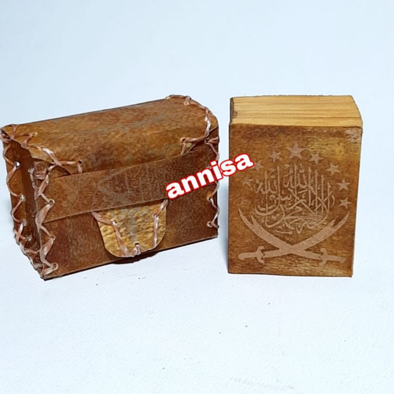 

BARANG ANTIK KITAB STAMBUL TINTA EMAS COVER KULIT