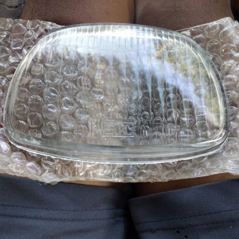 kaca lampu depan vespa super sprint