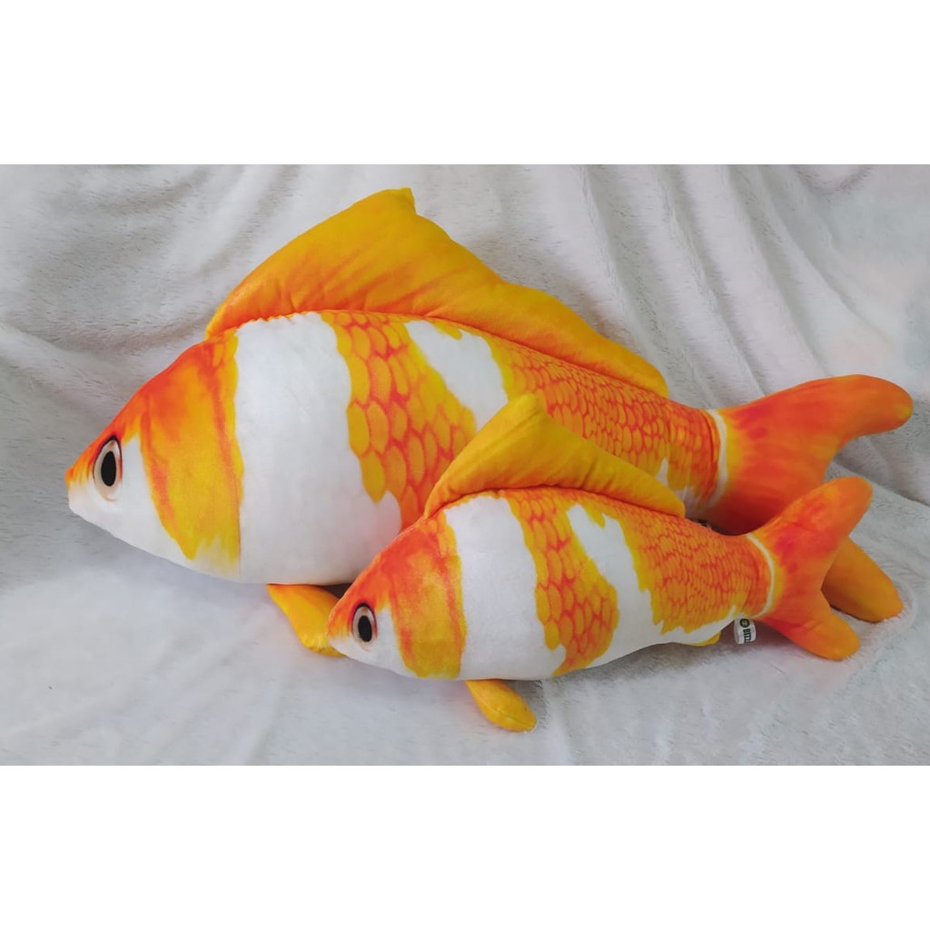 Bizzarpillow Bantal Ikan Koi Size M BZ064