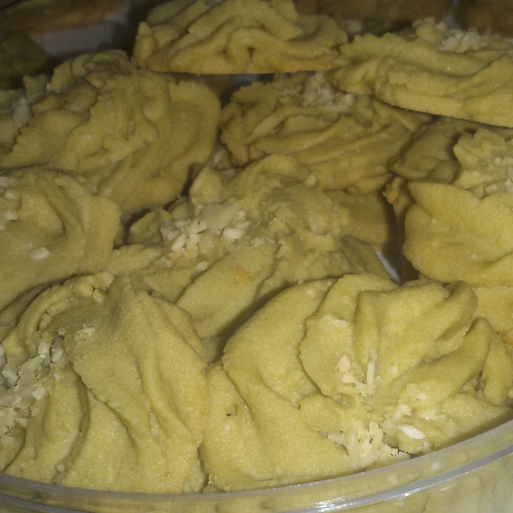 

Kue kering green tea almond butter