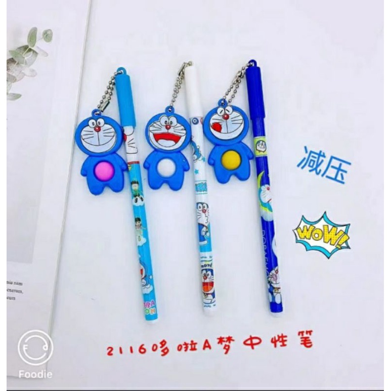 

pulpen gantungan doraemon